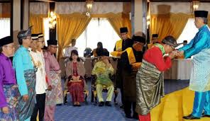 Titah ucapan dymm sultan selangor sempena hari keputeraan ke71. 200 Penerima Darjah Kebesaran Pingat Pahang