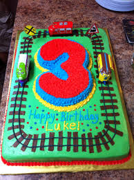 3rd Birthday Car Birthday Cake For 3 Year Old Boy 3 Year Old Chuggington Cake Verjaardag Verjaardag Feest Feest Thema S