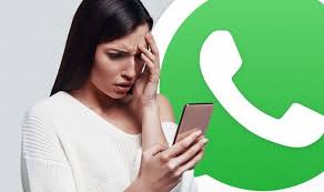 With all those features in whatsapp comes a few problems. Whatsapp For Android And Iphone Will Finally Fix This Awkward Problem Express Co Uk