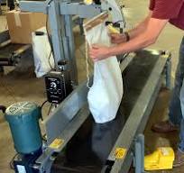 Animal Feed Bagging Machine and Equipment for 20-110 lb. Bags