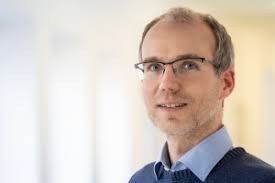 'meu processo teve o dedo de bolsonaro'. Prof Dr Stefan Witzel Mathematisches Institut