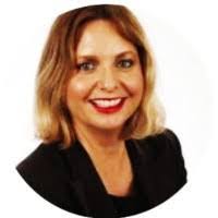 Hayley Milne's Instagram, Twitter & Facebook