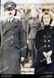 Colour photograph of Eva Braun with Adolf Hitler - Album alb9029587