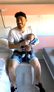 5 ft 7 in (1.71 m) playing position(s): David Silva S Touching Tribute To Premature Born Son As Manchester City Star Has Tattoo Of Mateo On Arm