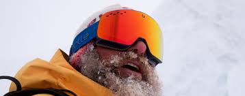 Die zylindrische, rahmenlose skibrille legt einen forschen stil an den tag. Masque De Ski Bolle Nevada Mat Red Gradient Photochromique 1 3 Skiokz