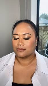 Lucy Wellington's Instagram, Twitter & Facebook