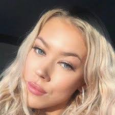 Beth Rowe's Instagram, Twitter & Facebook