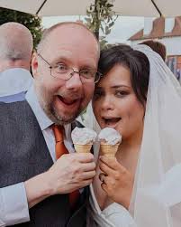 Another fantastic picture received from Alan and Nathalia who said “I do”  in June 🥰 I absolutely love how fun this is, captured by the amazing  Lukasz zwolinski ☺️👌🏻 Alan Brilly such