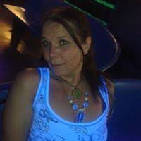 Jamie Gallup's Instagram, Twitter & Facebook