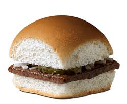 Les burgers sont un classique américain qui a conquis le monde et que l'on retrouve aussi bien dans les stands de rue (avec de longues files d'attente) que dans les restaurants trois étoiles qui ont pris le temps de créer une version gourmande du sandwich né à la. Meilleur Burger Du Monde Lonely Planet