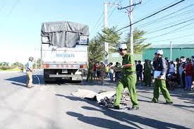Siêu thị vinmart ninh thuận. NgÆ°á»i Phá»¥ Ná»¯ Bá»‹ Xe Táº£i Can Tá»­ Vong ThÆ°Æ¡ng Tam á»Ÿ Ninh Thuáº­n Baogiaothong Vn