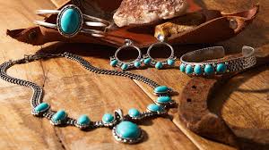 Collier de perles turquoise