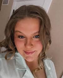 Rebecca Steinkamp's Instagram, Twitter & Facebook