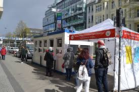 Corona schnelltests in ihrem unternehmen. Kostenlos Auf Corona Testen Lassen Steglitz Zehlendorf Verfugt Uber 17 Standorte Steglitz Zehlendorf