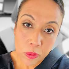 It's sunglasses weather here in the UK 😎 which means my glasses let me see  the various polarisation tricks that various screens are using, it got me  thinking, are there any clever