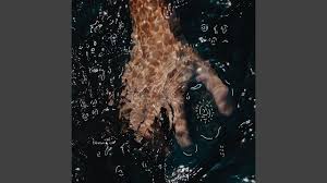 Allahyarham merupakan isteri kepada bekas pengarang mingguan malaysia, allahyarham ahmad idris yang meninggal dunia pada februari tahun lalu. Hujan Reruntuh Lyrics Song Meanings Videos Full Albums Bios