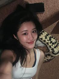 不想離開的第一夜去了兩間beach club 📍Mari beach club 📍Finns beach club 前者只營業到22:00  適合坐下來聊天Finns 就是大家都會去的好拍景點