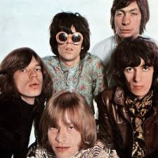The rolling stones are considered by many to be the world's greatest rock and roll band. Guitar Legends Keith Richards Why The Human Riff Is A True Guitar Innovator Guitar Com All Things Guitar