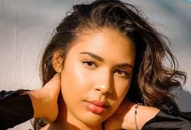 Rickell Jones's Instagram, Twitter & Facebook