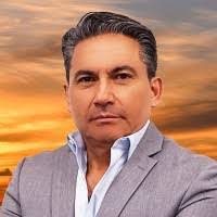 Christopher Cuadros's Instagram, Twitter & Facebook