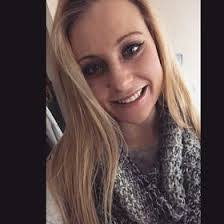 Amber Arens's Instagram, Twitter & Facebook