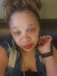 Thank you Nikko Toogood for my lip therapy!!!! Don't talk mess about my  lashes and brows..... #fentybeauty