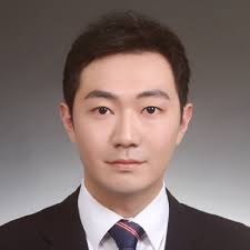 Max Lee Introduction and Work History_RootData