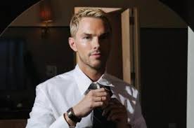 Nicholas Hoult se une a la serie de Harry Potter como Gilderoy Lockhart