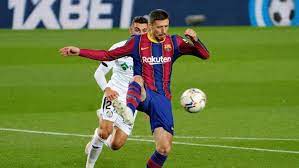 François lenglet nous livre chaque matin dès 7h39, à travers sa chronique, sa vision affûtée de. Fc Barcelona La Liga Lenglet Leaps To Griezmann S Defence He S An Important Player For Barcelona Marca