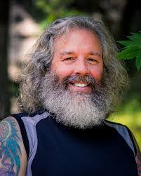 Ted Kaiser's Instagram, Twitter & Facebook