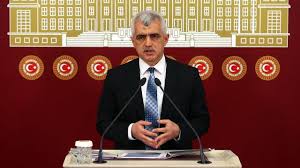 Euronews, halkların demokratik partisi kocaeli milletvekili ömer faruk gergerlioğlu ile 15 temmuz ve sonrasında. Hdp Li Gergerlioglu Nun Milletvekilligi Dustu Son Dakika Haberleri