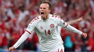 His potential is 84 and his position is lm. L2spqbjvezgmxm