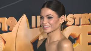 Jenna Dewan Says Boyfriend Steve Kazee Helped Her Prepare for New Netflix  Musical Series (Exclusive)