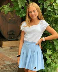 Schneeflocken sind die schmetterlinge des winters. Laila Ziegler En Instagram You Are Amazing Always Remember That Z Art Photo Werbung Summerholiday Frankreich Lail