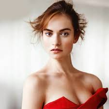 Ketika Lily James Jadi Cinderella di Dunia Nyata