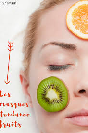On Craque Puor Ces Masques A La Tendance Fruitee Des Soins Visages Fun Et Frais Avec De Masques Faits Maison Masque Peau Grasse Un Masque Facial Fait Maison