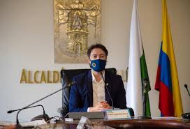 Comerciantes en medellín convocaron aun plantón para este viernes desde las 4:00 p. Medellin Tendria Nuevo Toque De Queda Rcn Radio