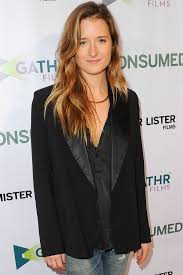 Grace gummer is an american actress and she is popular for her recurring roles in 'the newsroom' and 'american grace gummer bio. Grace Gummer Will Play An Fbi Agent 8 Things You Need To Know About Mr Robot Season 2 Popsugar Entertainment Photo 5