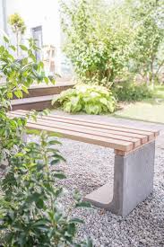 111 Gartenwege Gestalten Beispiele 7 Tolle Materialien Fur Den Boden Im Garten Diy Gartenbau Gartenweg Gestalten Diy Gartenprojekte