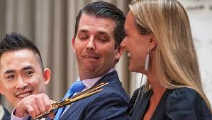 Автор внушительного ряда книг по бизнесу и. Tramp Mladshij Napomnil Zvezdam Ob Ih Obeshaniyah Pokinut Ssha Gazeta Ru