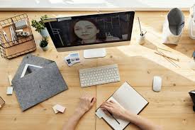 Trabalho em casa, à distância; Teletrabalho Projeto De Lei Regulamenta Direito A Desconexao Nas Folgas Extra Classe