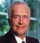 Dr Roderick D. Fraser,Board of Trustees