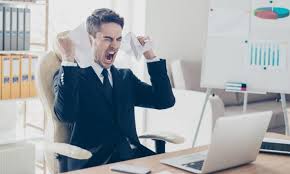 Un hombre, que ha logrado sobrevivir a la infección. 4 Senales De Que Tiene Un Jefe Toxico Que Puede Hacer Al Respecto Forbes Colombia