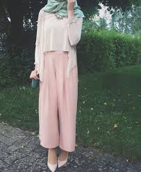Pinterest Eighthhorcruxx Pink Trousers White Top And Cardigan And Green Hijab Hijab Fashion Fashion Hijab Fashion Inspiration