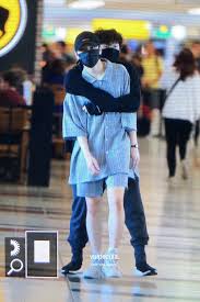 Birch He Looks Like A Ninja Tryna Kidnap Hyunjin Stray Kissing Couples Kids