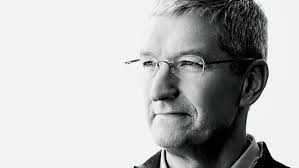 Rifate il mondo”: il messaggio di Tim Cook agli studenti della Tulane  University