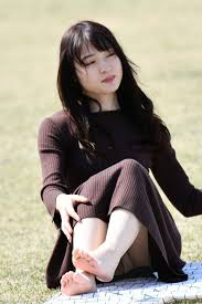 春の季節は座りパンチラ！公園で下着を披露してしまう美人達のえちえち画像集( ^ω^ ) | パンツの極み〜盗撮JK.JD.OL.人妻.洗濯物.染み下着〜