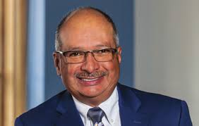 Primaries oust DA, county commissioner