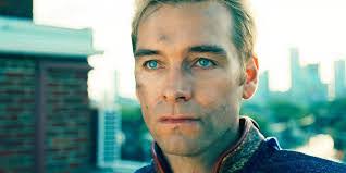 Hope Wallace's Instagram, Twitter & Facebook