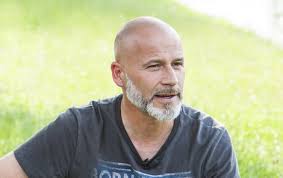 Brno *1967 married@kubo_bubo tv speaker talkshow personal coaching © kontakt: Fatalni Pad Bude Musil Chodit U Poraneni Patere Nikdo Nevi Desi Se Pritel Ahaonline Cz